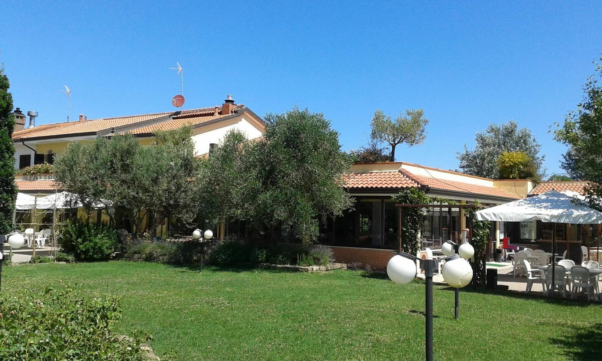 Fattoria Belvedere Bellaria-Igea Marina Exterior foto